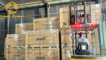 Tấm pin năng lượng mặt trời trung quốc
