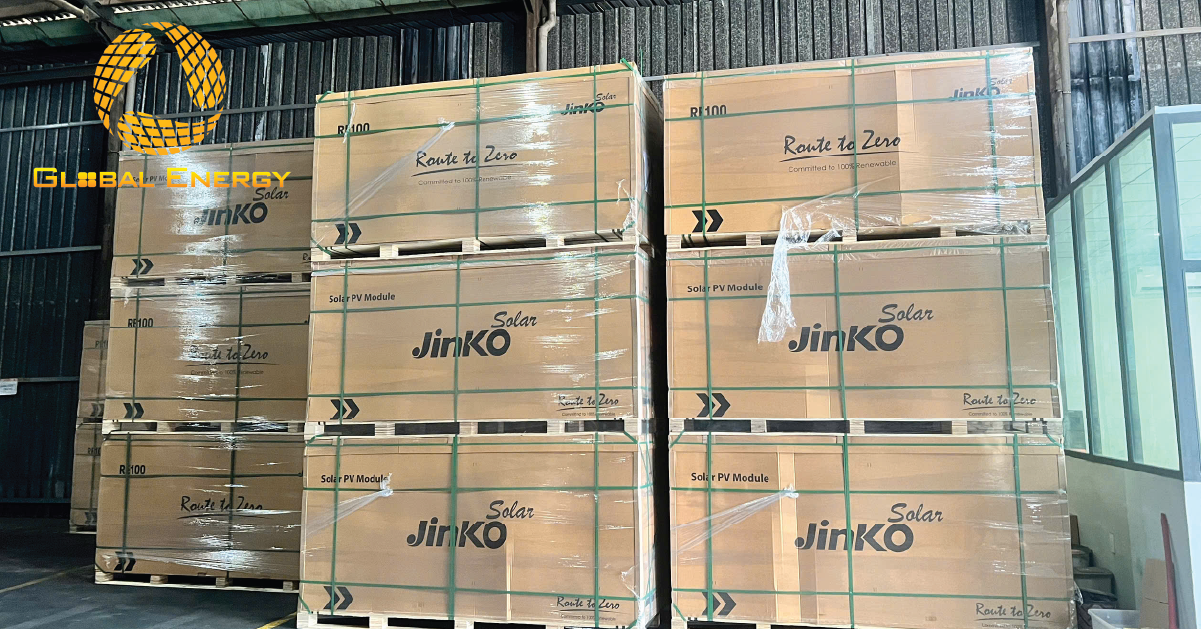 Tấm pin năng lượng mặt trời Jinko