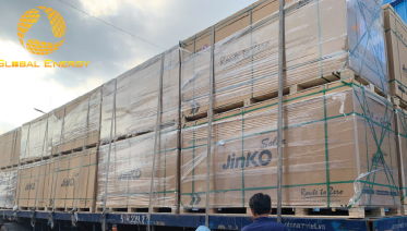 Tấm pin năng lượng mặt trời 500W và 600W