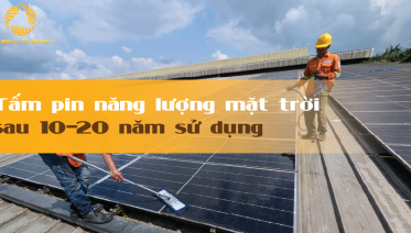 tấm pin năng lượng mặt trời
