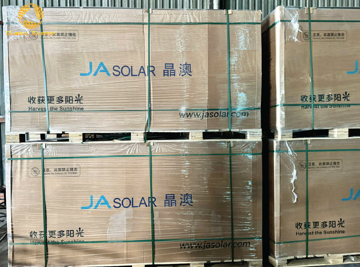 Tấm pin JA Solar